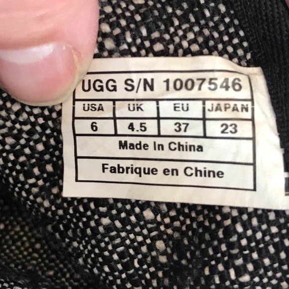 UGG Black Harbour back lace up mid calf size 6 all season boot. - Picture 8 of 16